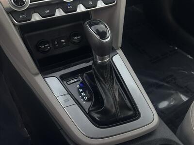 2020 Hyundai ELANTRA SE   - Photo 9 - Pittsburg, CA 94565