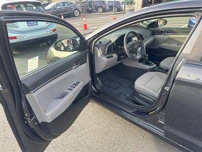 2020 Hyundai ELANTRA SE   - Photo 6 - Pittsburg, CA 94565