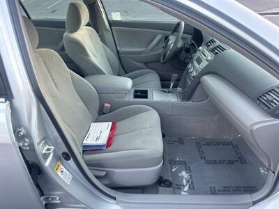 2007 Toyota Camry LE V6   - Photo 20 - Pittsburg, CA 94565-2812