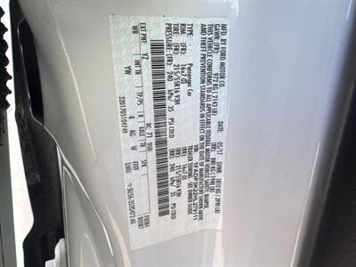2017 Ford Focus SE   - Photo 30 - Pittsburg, CA 94565-2812
