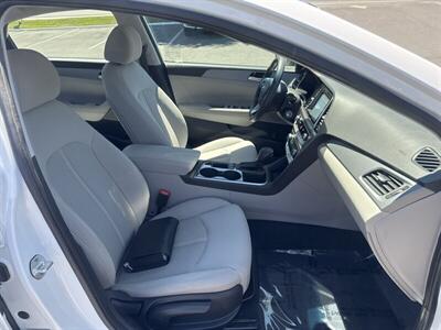 2019 Hyundai SONATA Eco   - Photo 26 - Pittsburg, CA 94565