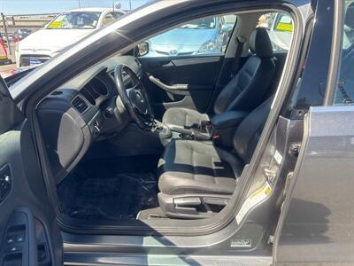 2017 Volkswagen Jetta 1.4T SE   - Photo 7 - Pittsburg, CA 94565-2812