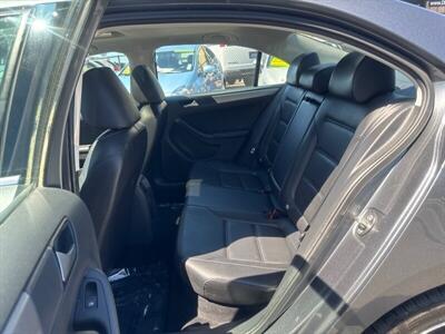 2017 Volkswagen Jetta 1.4T SE   - Photo 18 - Pittsburg, CA 94565-2812