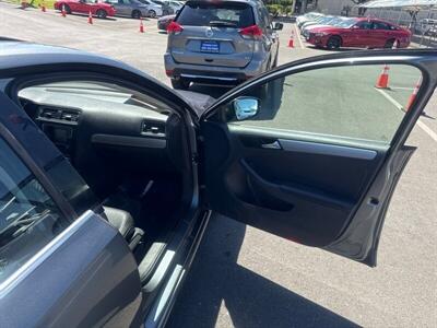 2017 Volkswagen Jetta 1.4T SE   - Photo 26 - Pittsburg, CA 94565-2812