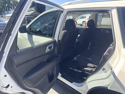 2020 Nissan Pathfinder S   - Photo 12 - Pittsburg, CA 94565
