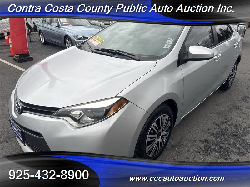 2016 Toyota Corolla LE's photo