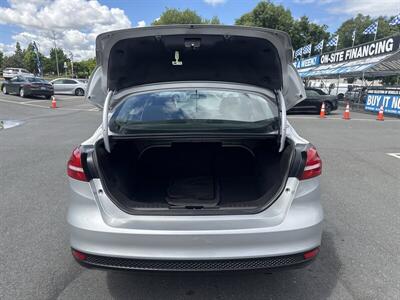 2017 Ford Focus SE - Photo 17 - Pittsburg, CA 94565