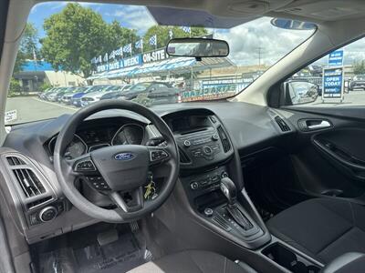 2017 Ford Focus SE - Photo 2 - Pittsburg, CA 94565