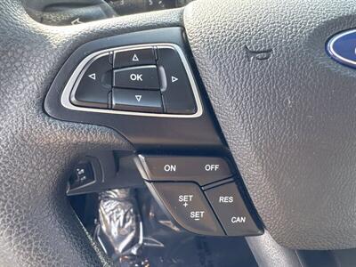 2018 Ford Focus SE   - Photo 5 - Pittsburg, CA 94565