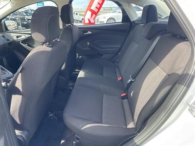 2018 Ford Focus SE   - Photo 15 - Pittsburg, CA 94565
