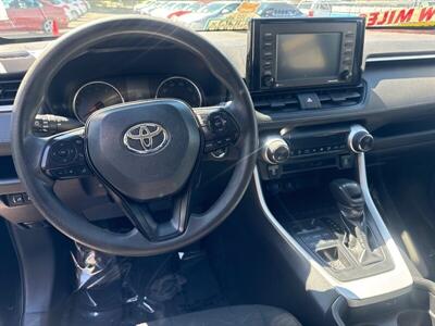 2021 Toyota RAV4 XLE   - Photo 8 - Pittsburg, CA 94565-2812