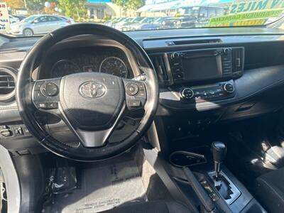 2018 Toyota RAV4 XLE   - Photo 8 - Pittsburg, CA 94565-2812