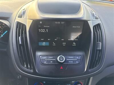 2019 Ford Escape SE   - Photo 10 - Pittsburg, CA 94565-2812