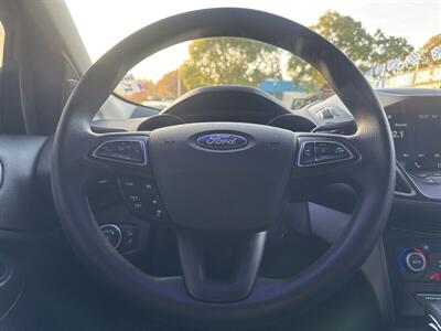 2019 Ford Escape SE   - Photo 4 - Pittsburg, CA 94565-2812