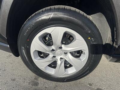 2024 Toyota RAV4 LE   - Photo 14 - Pittsburg, CA 94565-2812