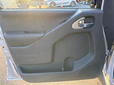2018 Nissan Frontier SV   - Photo 10 - Pittsburg, CA 94565