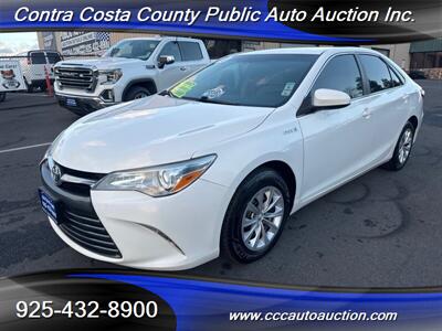 2015 Toyota Camry Hybrid LE   - Photo 1 - Pittsburg, CA 94565-2812