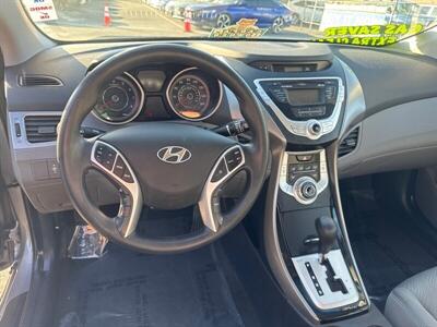 2011 Hyundai ELANTRA GLS   - Photo 8 - Pittsburg, CA 94565-2812