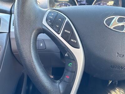 2011 Hyundai ELANTRA GLS   - Photo 11 - Pittsburg, CA 94565-2812