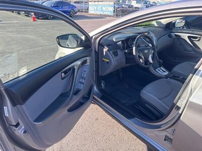 2011 Hyundai ELANTRA GLS   - Photo 6 - Pittsburg, CA 94565-2812