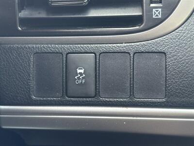 2014 Toyota Camry SE   - Photo 13 - Pittsburg, CA 94565