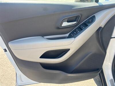 2016 Chevrolet Trax LTZ   - Photo 10 - Pittsburg, CA 94565-2812