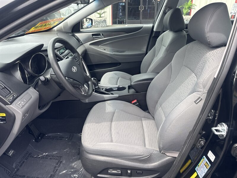 2011 Hyundai SONATA Hybrid  