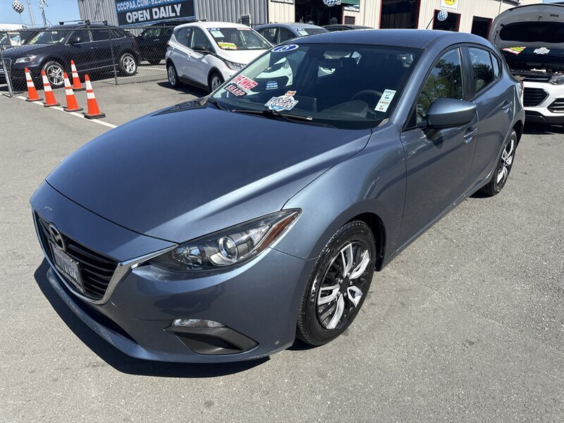 2015 Mazda Mazda3 i Sport  