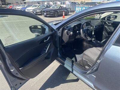 2015 Mazda Mazda3 i Sport - Photo 6 - Pittsburg, CA 94565