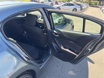 2015 Mazda Mazda3 i Sport - Photo 18 - Pittsburg, CA 94565