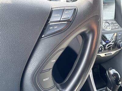 2013 Hyundai SONATA SE   - Photo 11 - Pittsburg, CA 94565