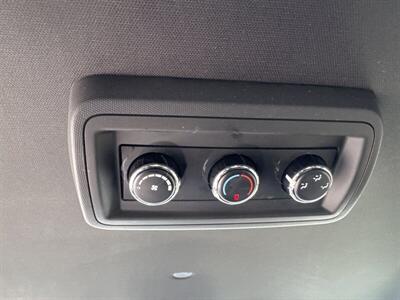2017 Dodge Grand Caravan SXT   - Photo 15 - Pittsburg, CA 94565-2812