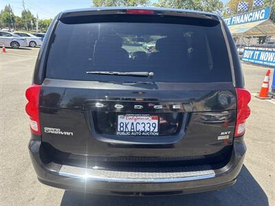2017 Dodge Grand Caravan SXT   - Photo 17 - Pittsburg, CA 94565-2812