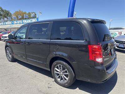2017 Dodge Grand Caravan SXT   - Photo 16 - Pittsburg, CA 94565-2812