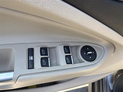 2014 Ford C-MAX Hybrid SE   - Photo 10 - Pittsburg, CA 94565-2812