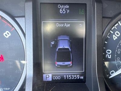 2018 Toyota Tacoma TRD Sport   - Photo 6 - Pittsburg, CA 94565-2812