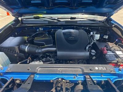 2018 Toyota Tacoma TRD Sport   - Photo 32 - Pittsburg, CA 94565-2812