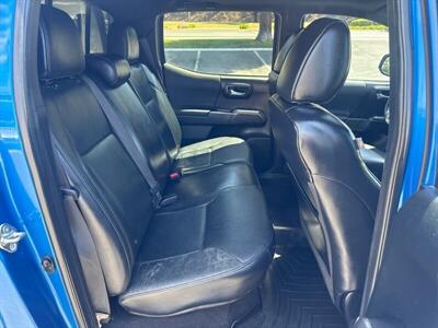 2018 Toyota Tacoma TRD Sport   - Photo 28 - Pittsburg, CA 94565-2812