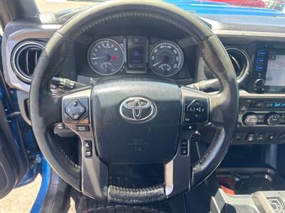 2018 Toyota Tacoma TRD Sport   - Photo 4 - Pittsburg, CA 94565-2812
