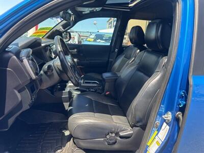 2018 Toyota Tacoma TRD Sport   - Photo 3 - Pittsburg, CA 94565-2812