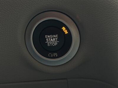 2017 Chrysler Pacifica Hybrid Touring Plus - Photo 14 - Pittsburg, CA 94565-2812