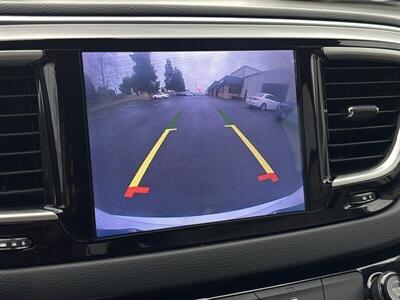 2017 Chrysler Pacifica Hybrid Touring Plus - Photo 10 - Pittsburg, CA 94565-2812