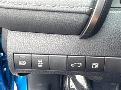 2018 Toyota Camry SE   - Photo 10 - Pittsburg, CA 94565-2812