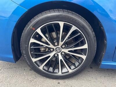 2018 Toyota Camry SE   - Photo 5 - Pittsburg, CA 94565-2812
