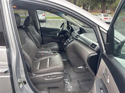 2012 Honda Odyssey Touring   - Photo 30 - Pittsburg, CA 94565-2812