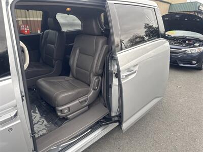 2012 Honda Odyssey Touring   - Photo 15 - Pittsburg, CA 94565-2812