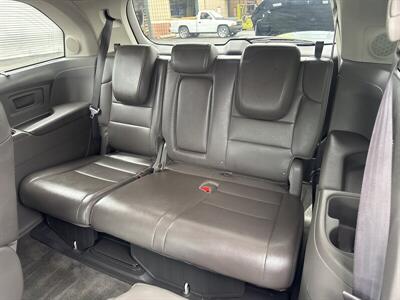 2012 Honda Odyssey Touring   - Photo 17 - Pittsburg, CA 94565-2812