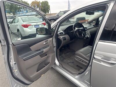 2012 Honda Odyssey Touring   - Photo 6 - Pittsburg, CA 94565-2812