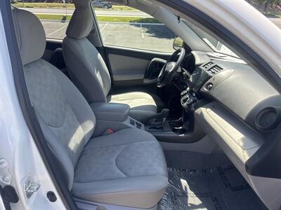2012 Toyota RAV4   - Photo 20 - Pittsburg, CA 94565-2812