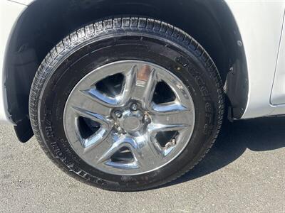 2012 Toyota RAV4   - Photo 11 - Pittsburg, CA 94565-2812